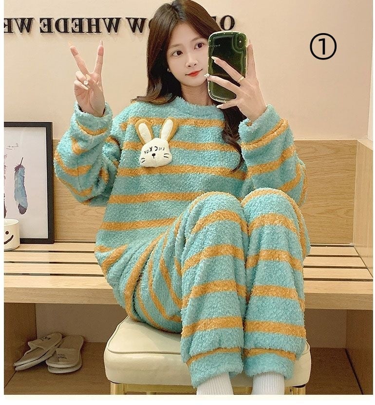 トレンドアイテム 存在感抜群 肌触り抜群 ６種選択 サンゴフリース パジャマ E-12177