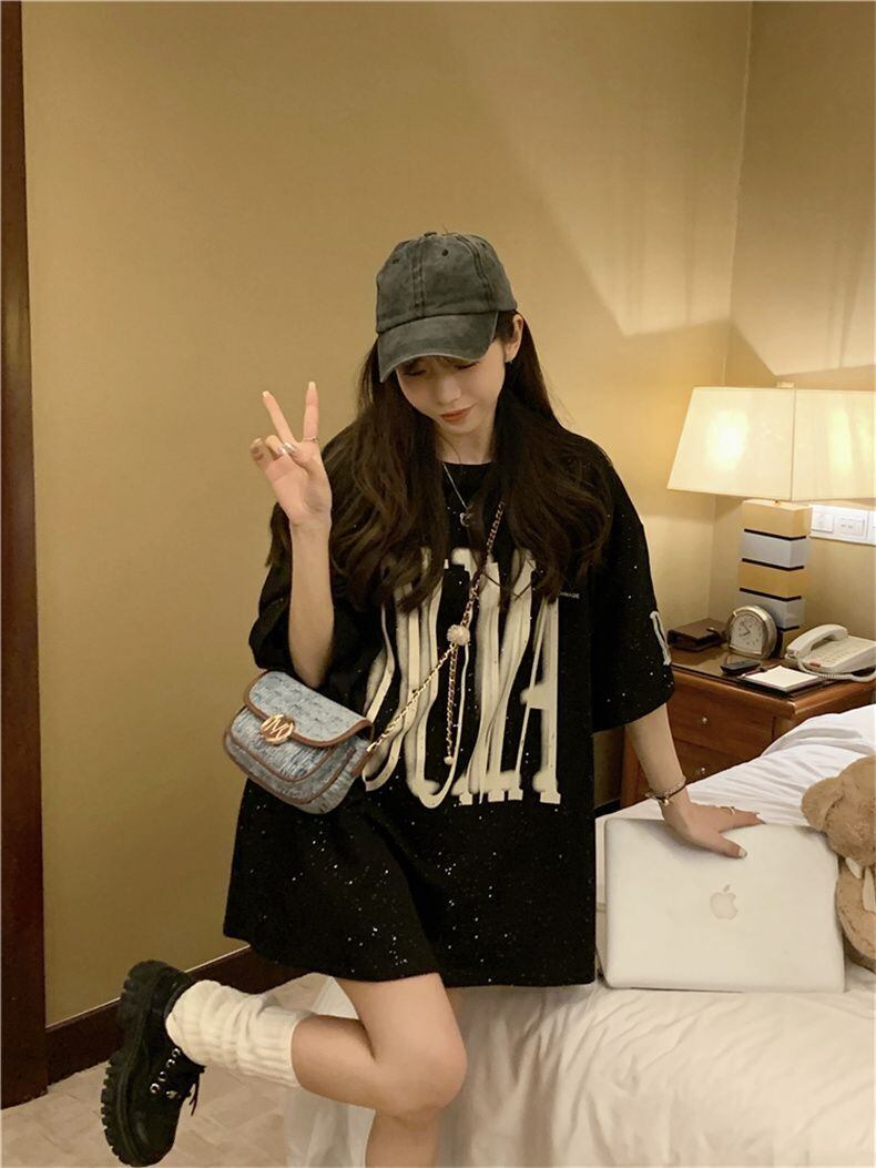 売り切れ必至 アバンギャルド 気質アップ おしゃれ度高め ルーズ 半袖 Tシャツ E-9289