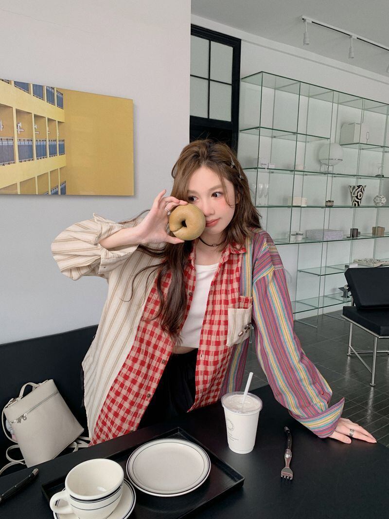 新商品 切り替え 個性的なデザイン チェック柄 ストライプ柄 シャツ E-9155