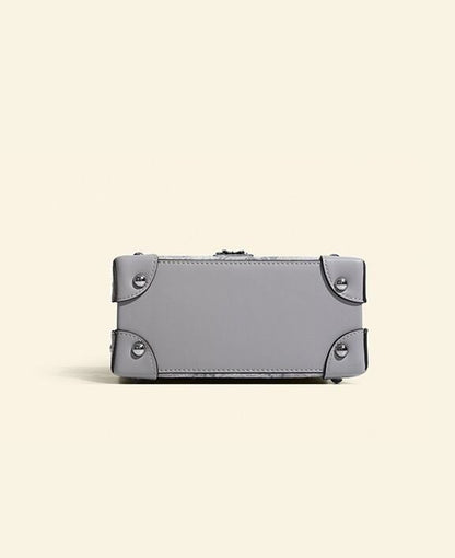 存在感のある ショルダーバッグ 2色選択可 メッセンジャーバッグE-10074