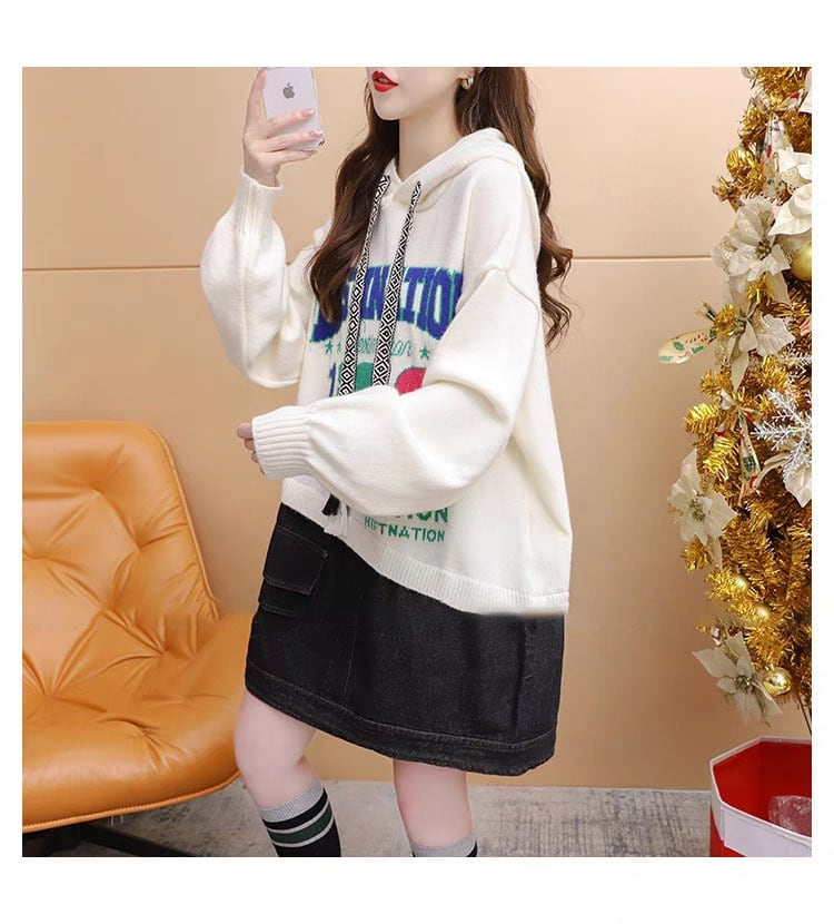 着?せアルファベットロゴ切り替えデニムゆったりロングニットパーカー全2色E-4392