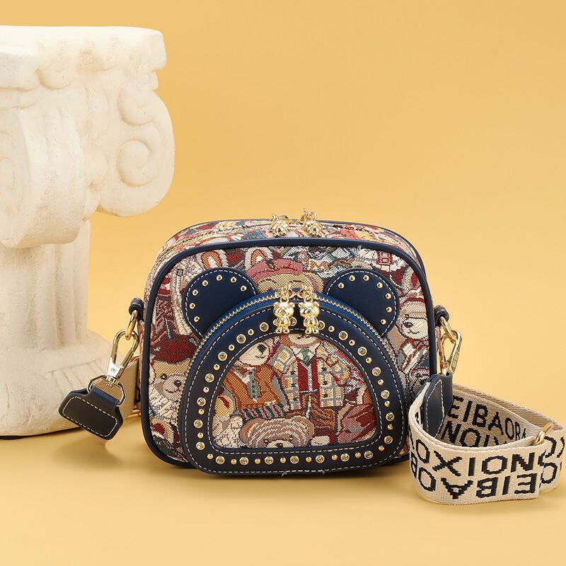 新商品 存在感のある 人気上昇中 キュート ファッション 3色選択可 ベアパターンショルダーバッグE-9860