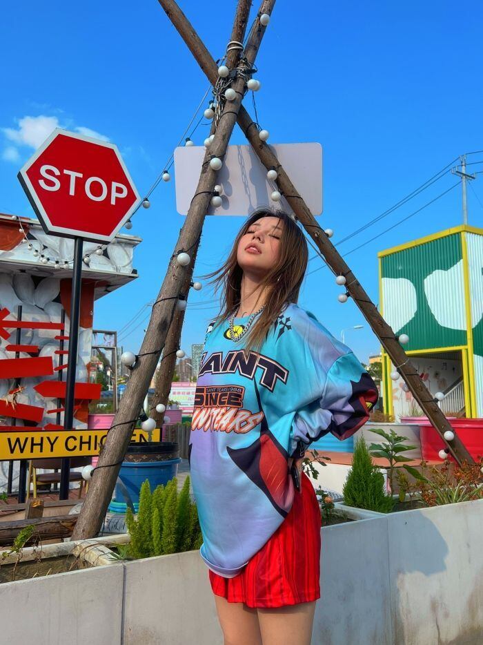 存在感抜群 個性的なデザイン トレンドアイテム カジュアル 全2色 パーカーE-9621