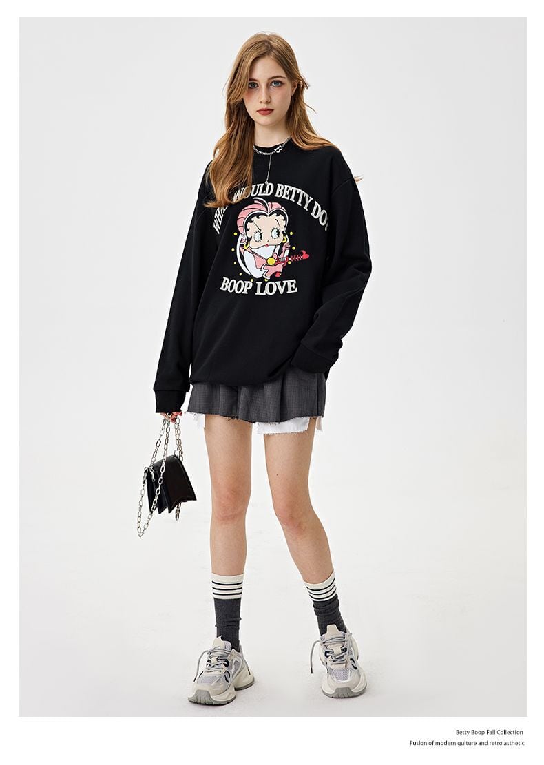 大活躍 絶対流行  個性的なデザイン トレンドアイテム 2色選択  男女兼用 スウェットE-12330