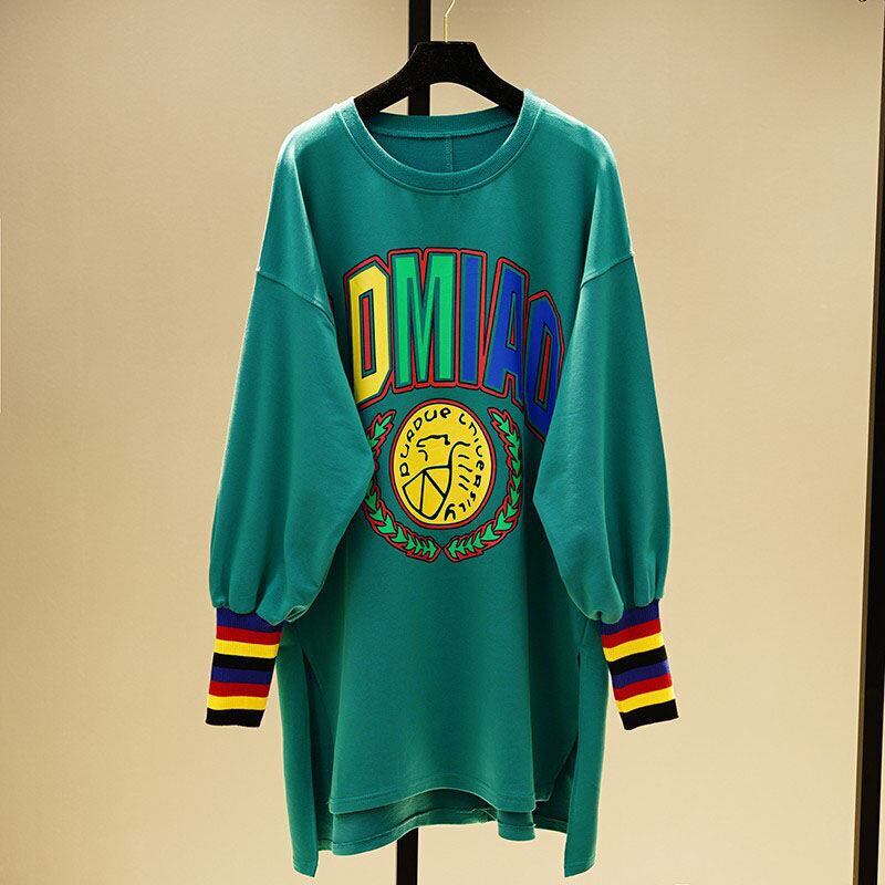 話題沸騰中 プラスベルベット 美人度アップ 4色 長袖 ニット セーター E-10396