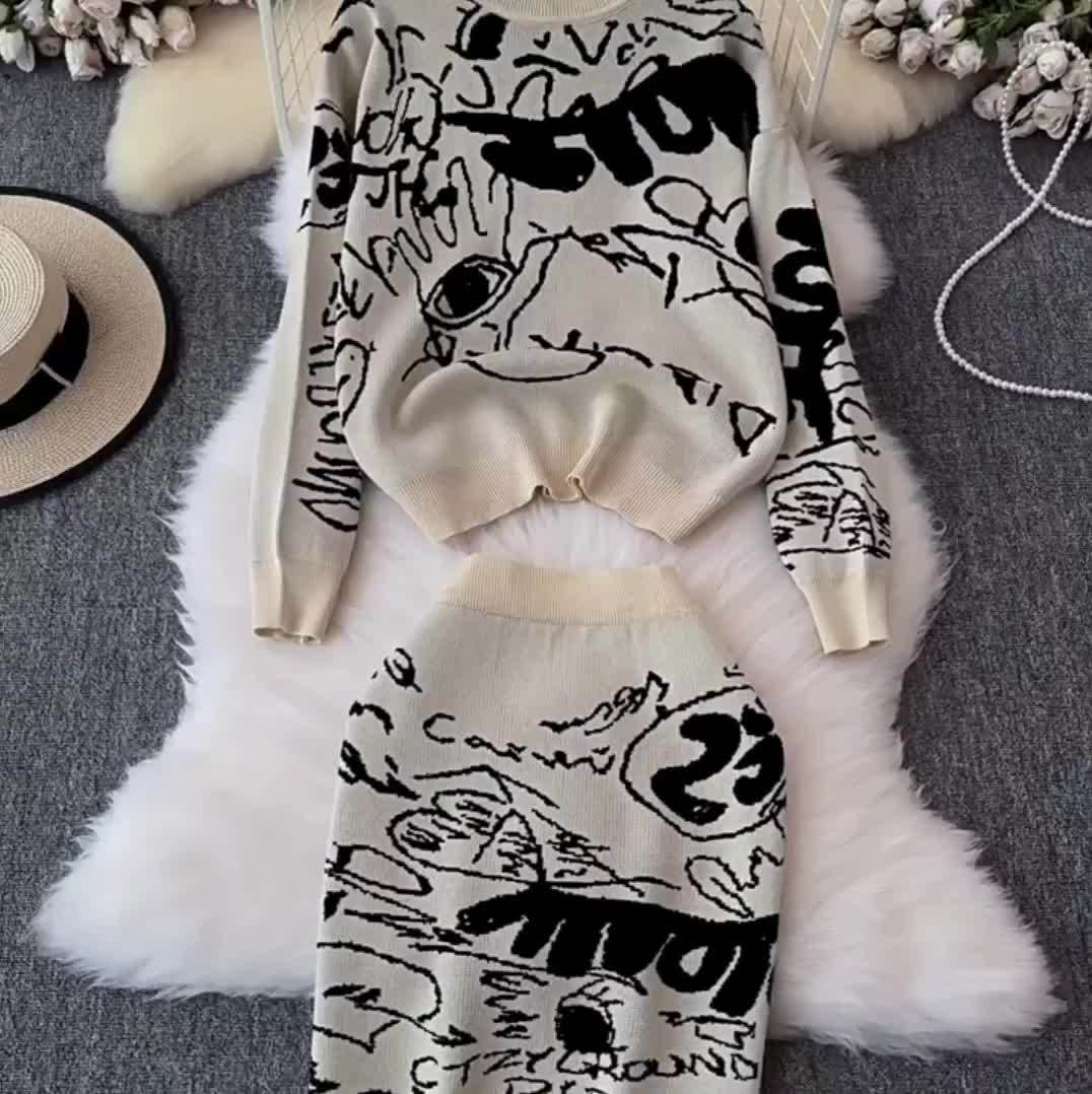 目を奪われる  カジュアル トップスⅹミニスカートセットアップE-10869