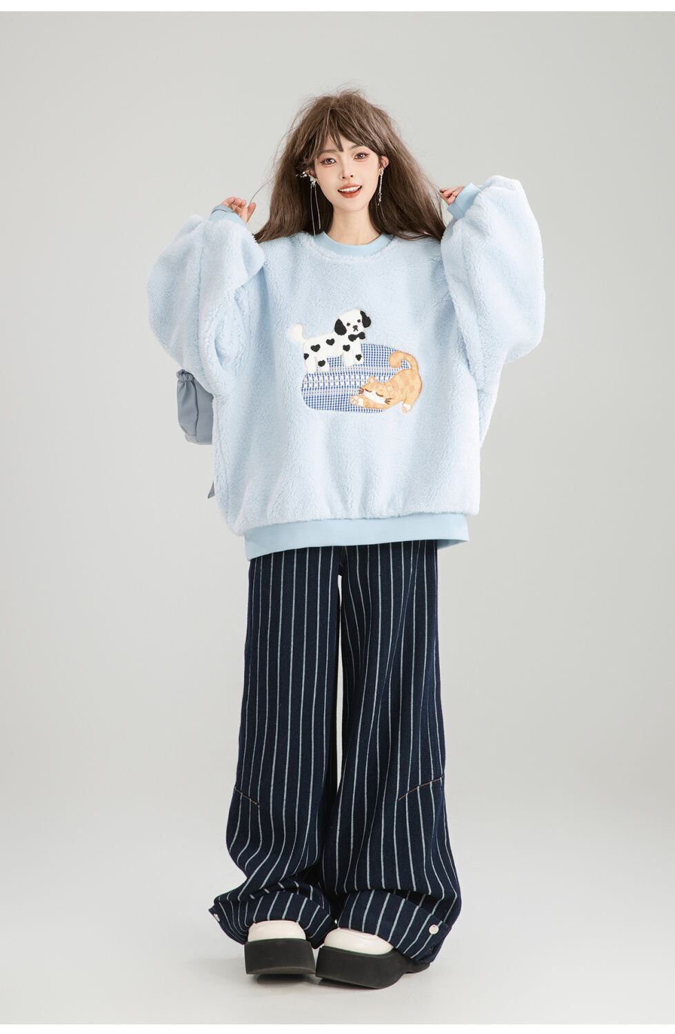 存在感抜群 暖かい服,ゆったりとしたアウターウェア トレンドアイテム ラムスウェットシャツE-9961