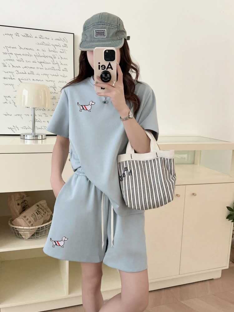 人気上昇中 着心地良い 真夏も快適 カジュアル 全5色 半袖 Tシャツ ショートパンツ セットアップ E-9216