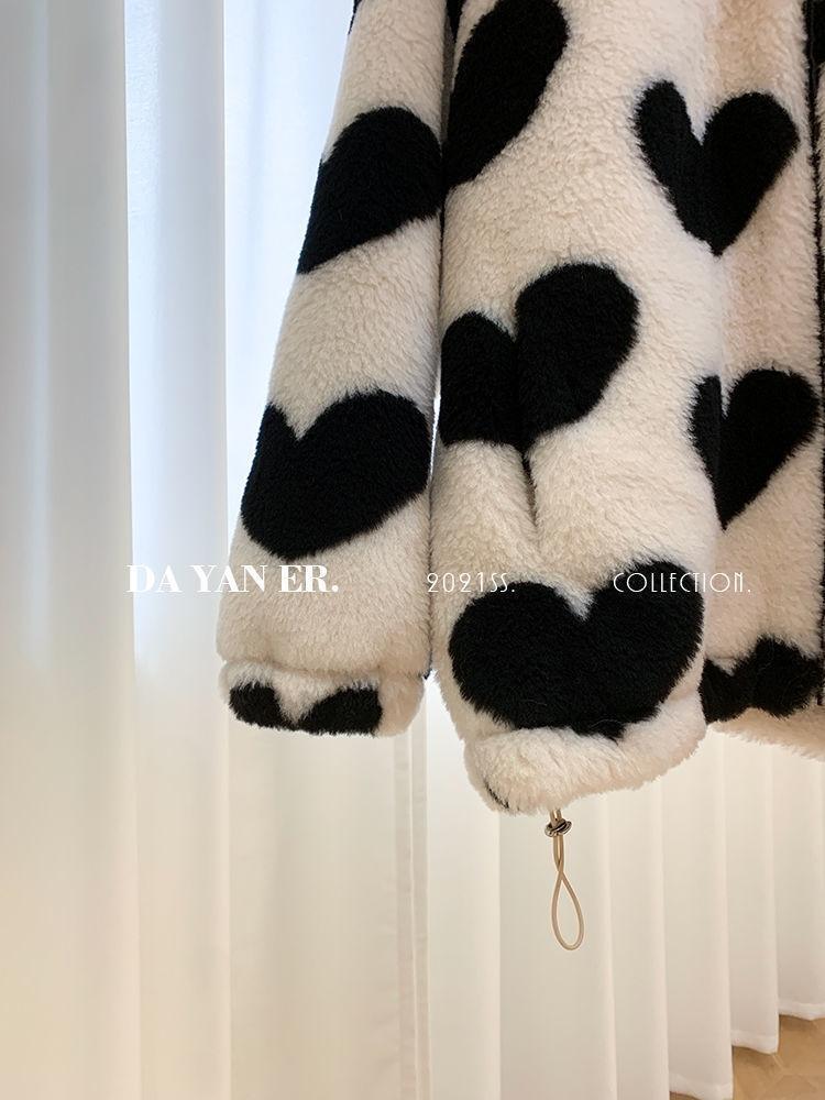 着心地も楽ちん！ スタイルアップ キュート  プラスベルベット フェイクファーコート E-12476