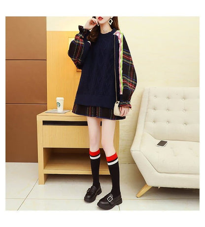 着?せレイヤード風   切り替えニットセーター二色ありE-4093