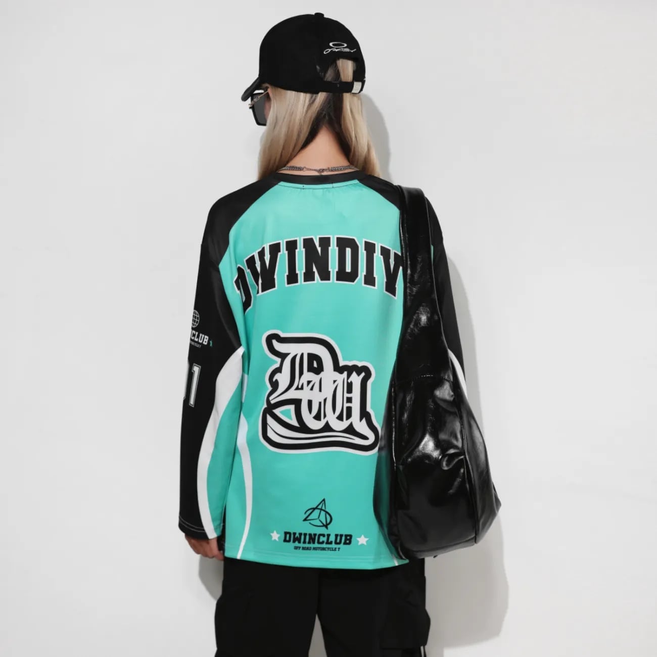 売れ筋 カジュアル 組み合わせやすい プリント 3色選択 スウェットE-10716