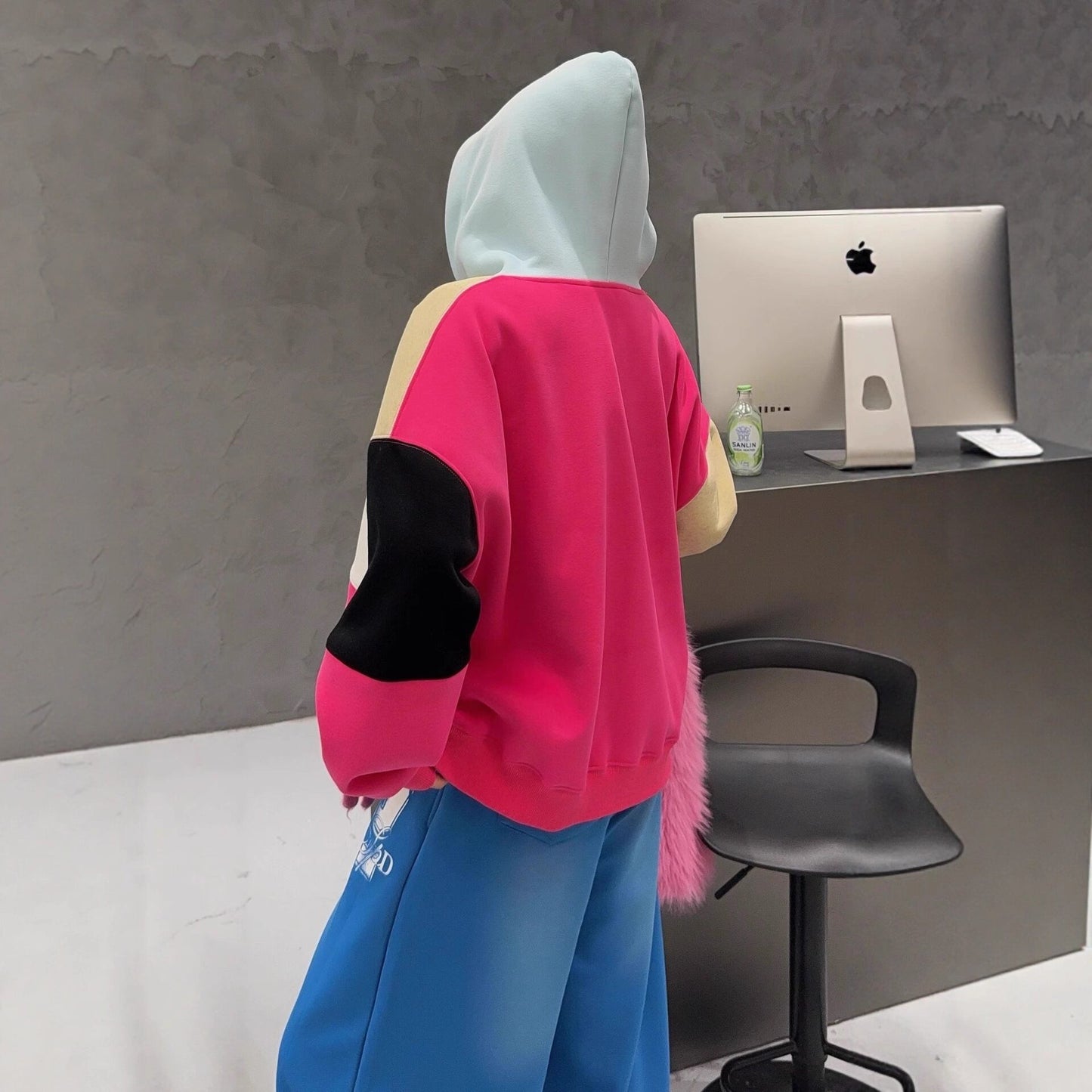 絶対欲しい  アバンギャルド ファッション カジュアル   2色 スウェット E-12212