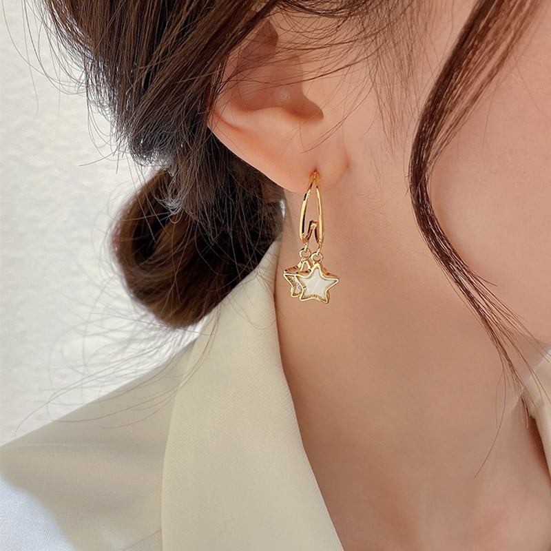 オシャレ度満点 知的で品の良い 個性的なデザイン イアリング アクセサリー＜ins-2899＞