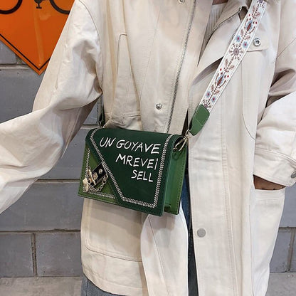 in'E  大人気ショルダーバッグ E-1401