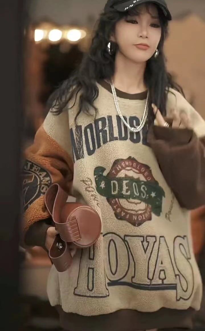 超人気商品刺?ロゴ配色   切り替えボアスウェットE-4389