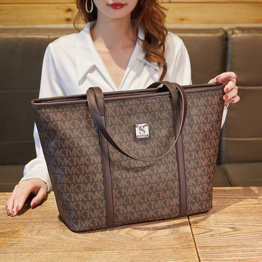 オシャレ度満点  ショルダーバッグ メッセンジャーバッグ 男女兼用E-12417