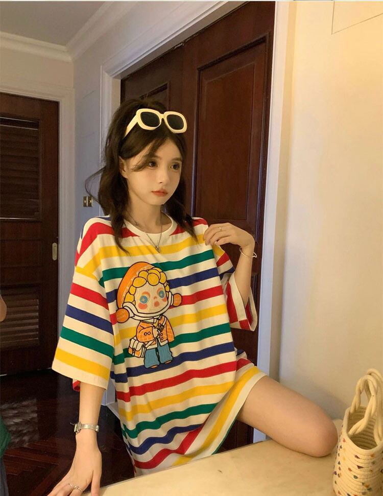 売り切れ必至 トレンドアイテム 存在感抜群 ストライプ柄 半袖TシャツE-9270