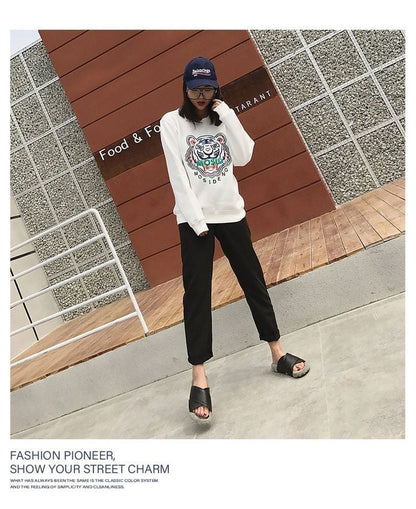 超人気商品トラ柄刺?ロゴスウェットトップス全3色E-4235