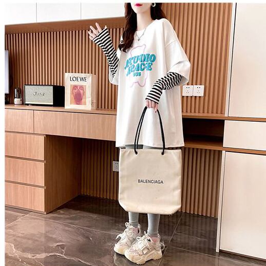 絶対流行 カジュアル アバンギャルド レイヤード風 プリント全3色 TシャツE-9587