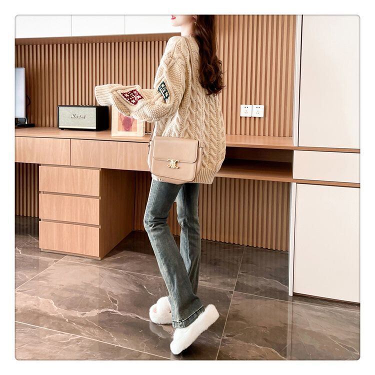 存在感抜群 おしゃれ度高め 柔らかくて優しい印象 ニットトップスE-9784