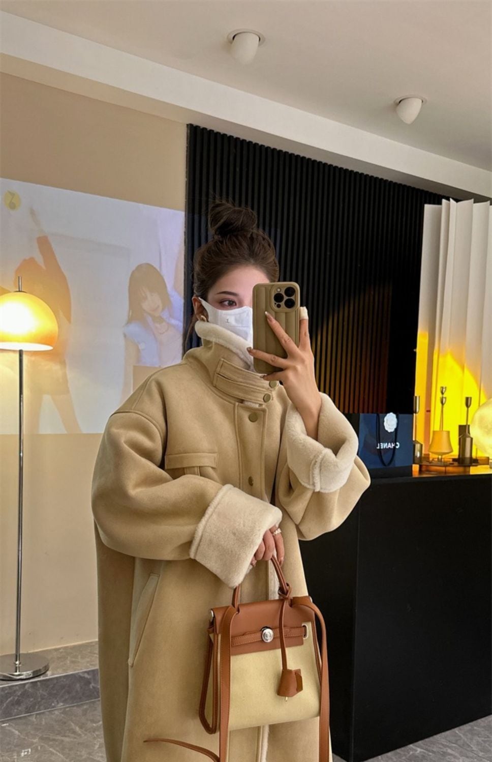 美人度アップ オシャレデザイン プラスベルベット ムートンコートE-12378