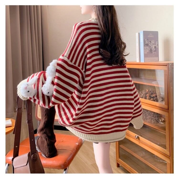 スタイルアップ効果抜群 ストライプ柄 個性的なデザイン 2色選択ニットトップスE-10585