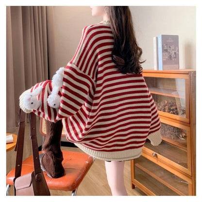 スタイルアップ効果抜群 ストライプ柄 個性的なデザイン 2色選択ニットトップスE-10585