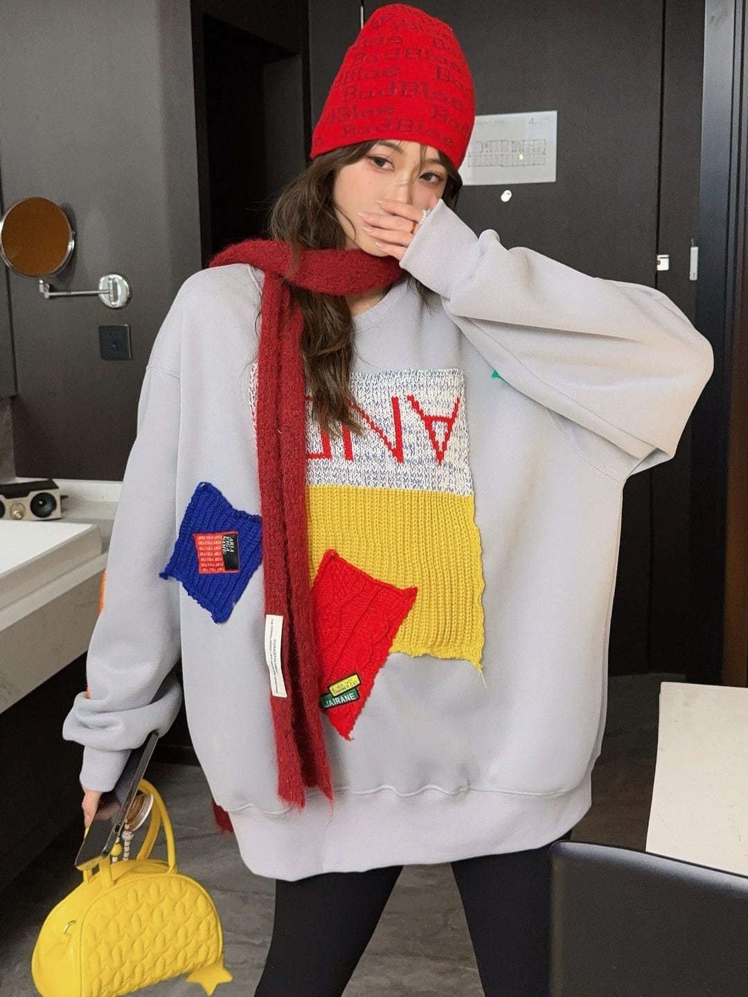 美人度アップ  キュート  柔らかくて優しい印象  カジュアル   3色 スウェット  E-12213