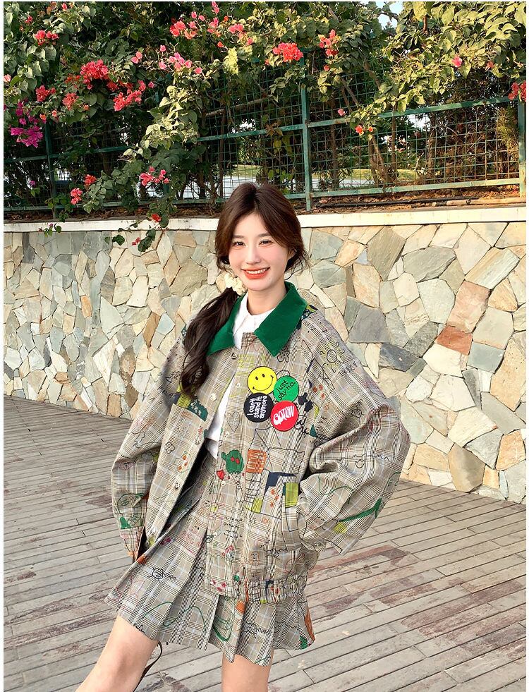 売り切れ必至 ジャージ+ カジュアル 短いスカート セットアップ E-10776