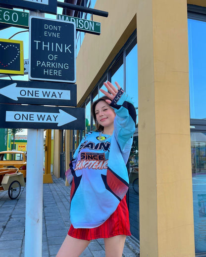 存在感抜群 個性的なデザイン トレンドアイテム カジュアル 全2色 パーカーE-9621