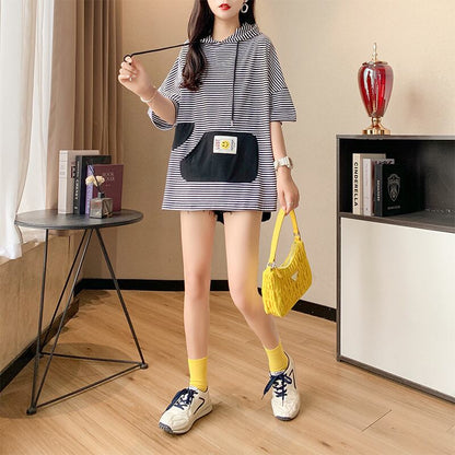 スタイルアップ効果抜群 ストライプ柄 アバンギャルド 切り替え レース プリント全2色 半袖TシャツE-9111