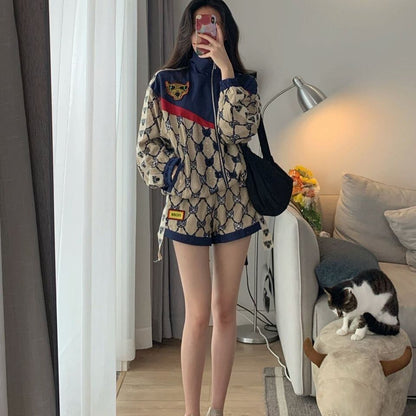 話題沸騰中 スタイルアップ 目を奪われる 切り替え ジャケット＋ショートパンツ セットアップE-9192