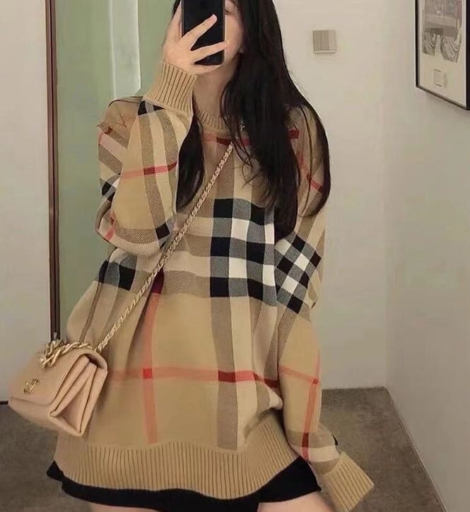 レトロ オシャレ度満点 ラウンドネック チェック柄 長袖  ニット セーターE-2530