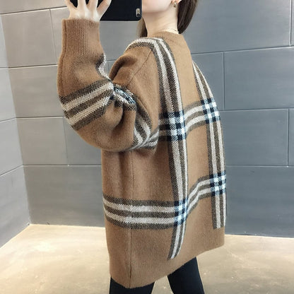 新作 着?せ厚手ゆったりニットセーター カーキ色トップスiEf-4597