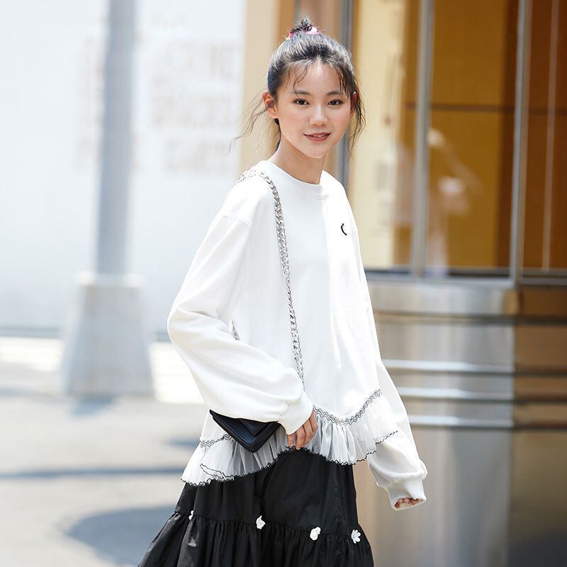 話題沸騰中 おしゃれ度高め 美人度アップ 切り替え 不規則 イレギュラー トップスE-9472