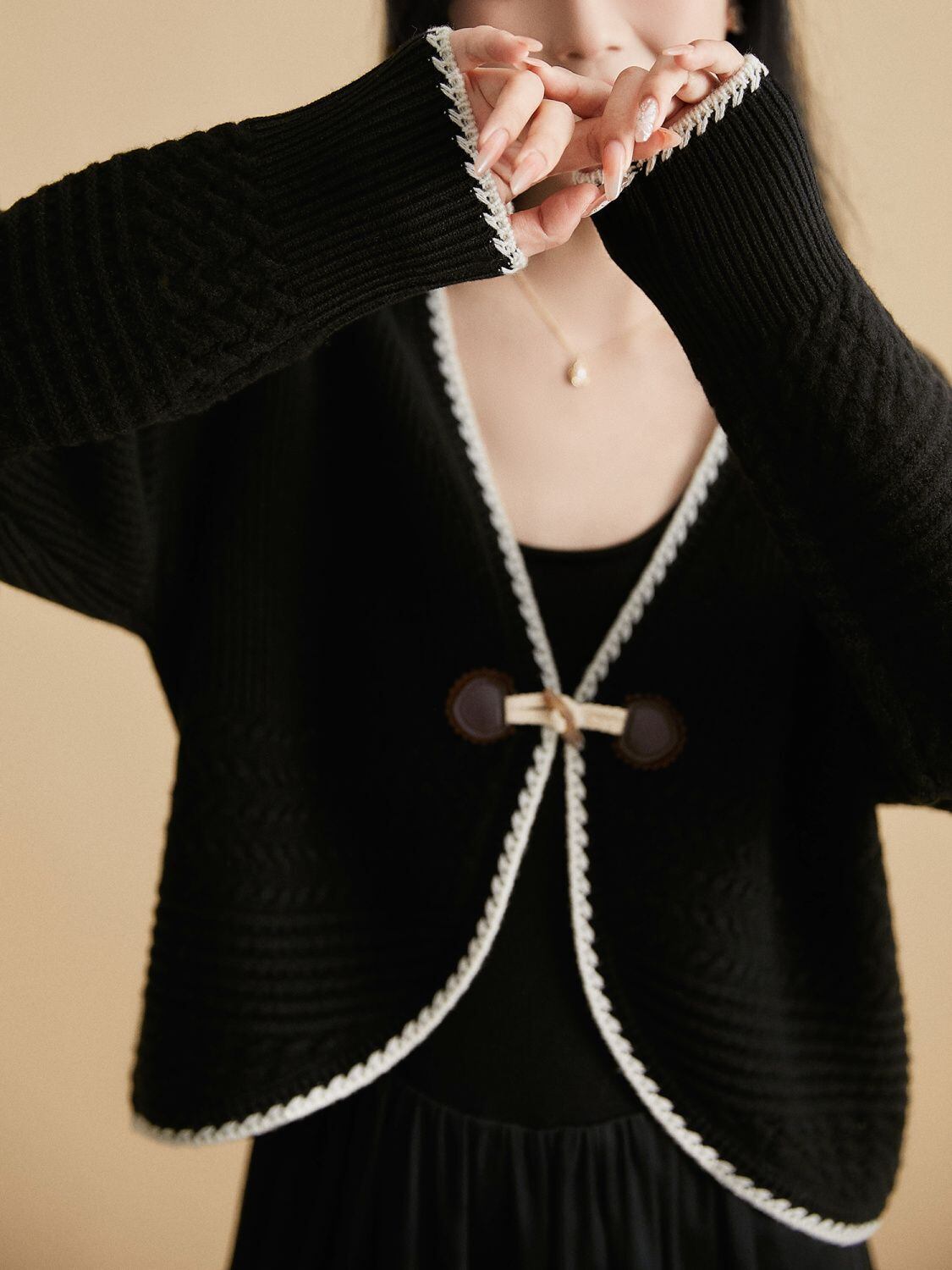 超人気 ファッション感満々 美人度アップ エレガント 全2色 ニットトップスE-9335