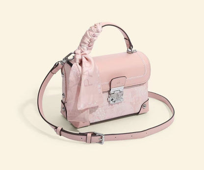 存在感のある ショルダーバッグ 2色選択可 メッセンジャーバッグE-10074