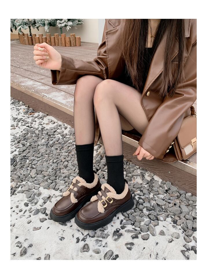 好感度満載 美感いっぱい 太ヒール スクエアトゥ ベルベット ローファー 革靴 2色選択可 シューズE-10551