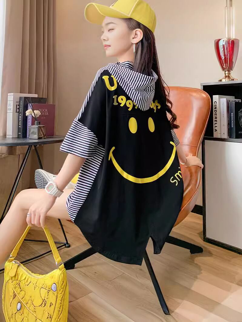 スタイルアップ効果抜群 ストライプ柄 アバンギャルド 切り替え レース プリント全2色 半袖TシャツE-9111