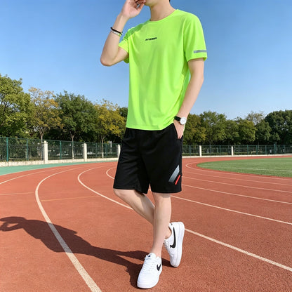 今季トレンド スポーツ Tシャツ & ショーツ セットアップ E-80096