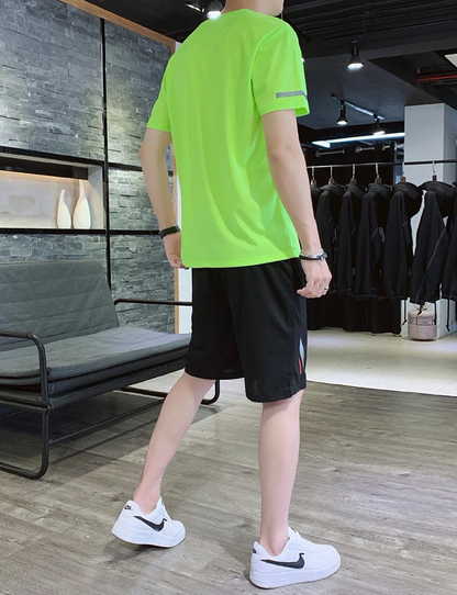 今季トレンド スポーツ Tシャツ & ショーツ セットアップ E-80096