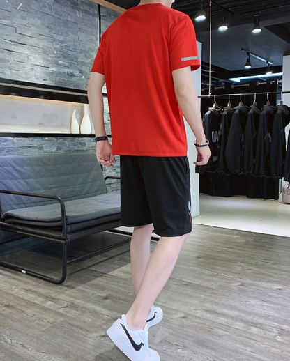 今季トレンド スポーツ Tシャツ & ショーツ セットアップ E-80096