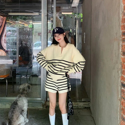 目を奪われる 切り替え スタイルアップ ジャケット＋ショートパンツ セットアップE-10916