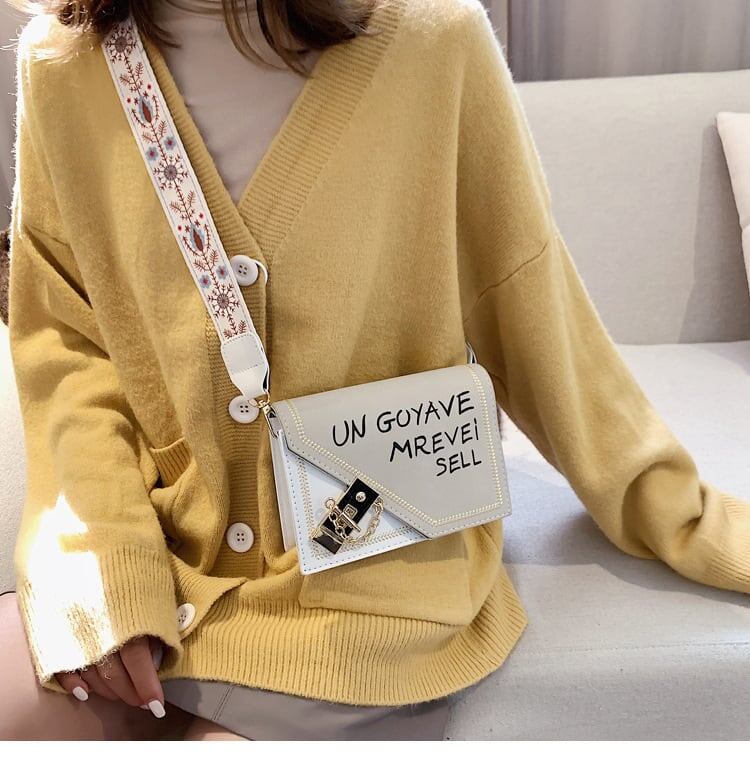 in'E  大人気ショルダーバッグ E-1401