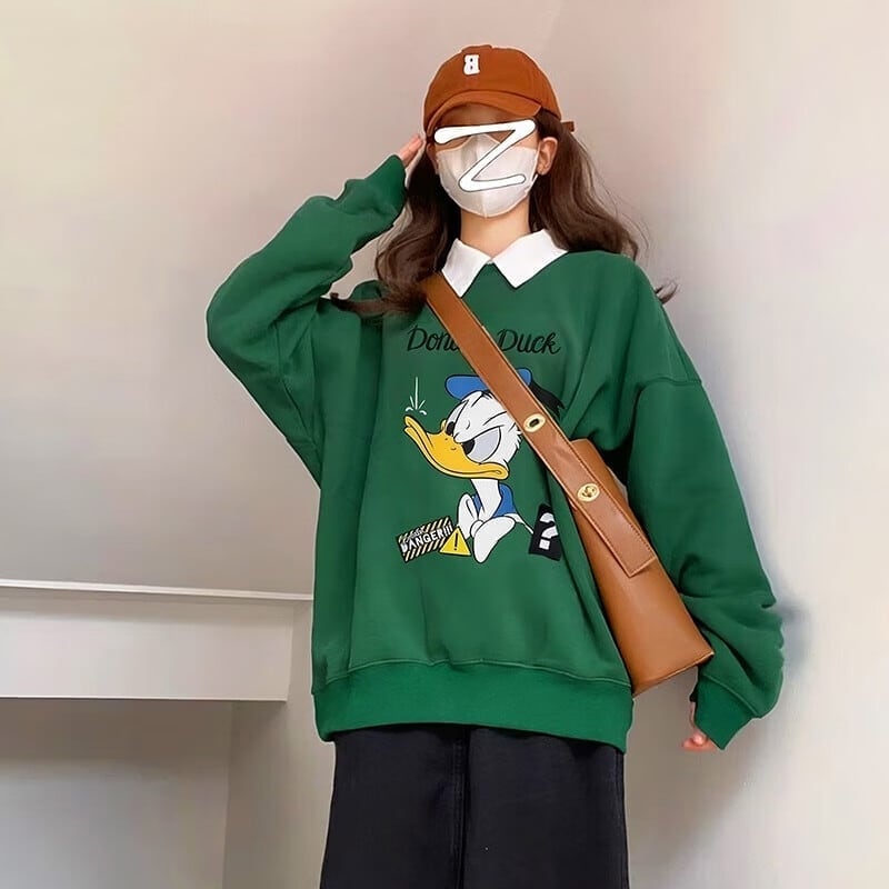 質感のいい   プリントグリーンスウェットE-4184