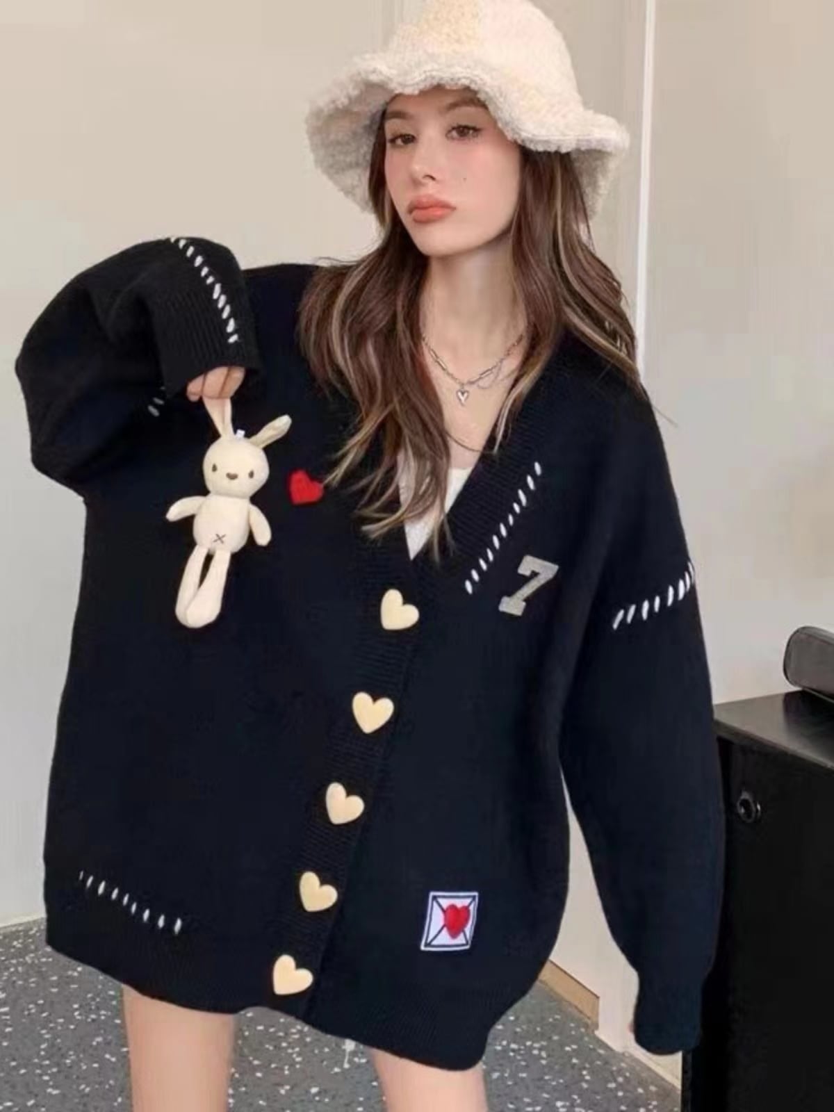 流行新作 デザイン性抜群 目を奪われる Vネック 3色選択 ニットトップスE-9608