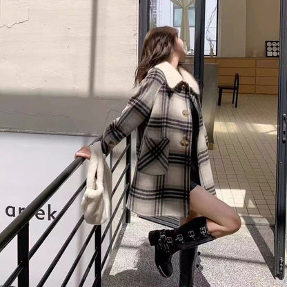 絶対欲しい チェック柄 高級感溢れる 2色選択 ミドルレングス コート E-9740