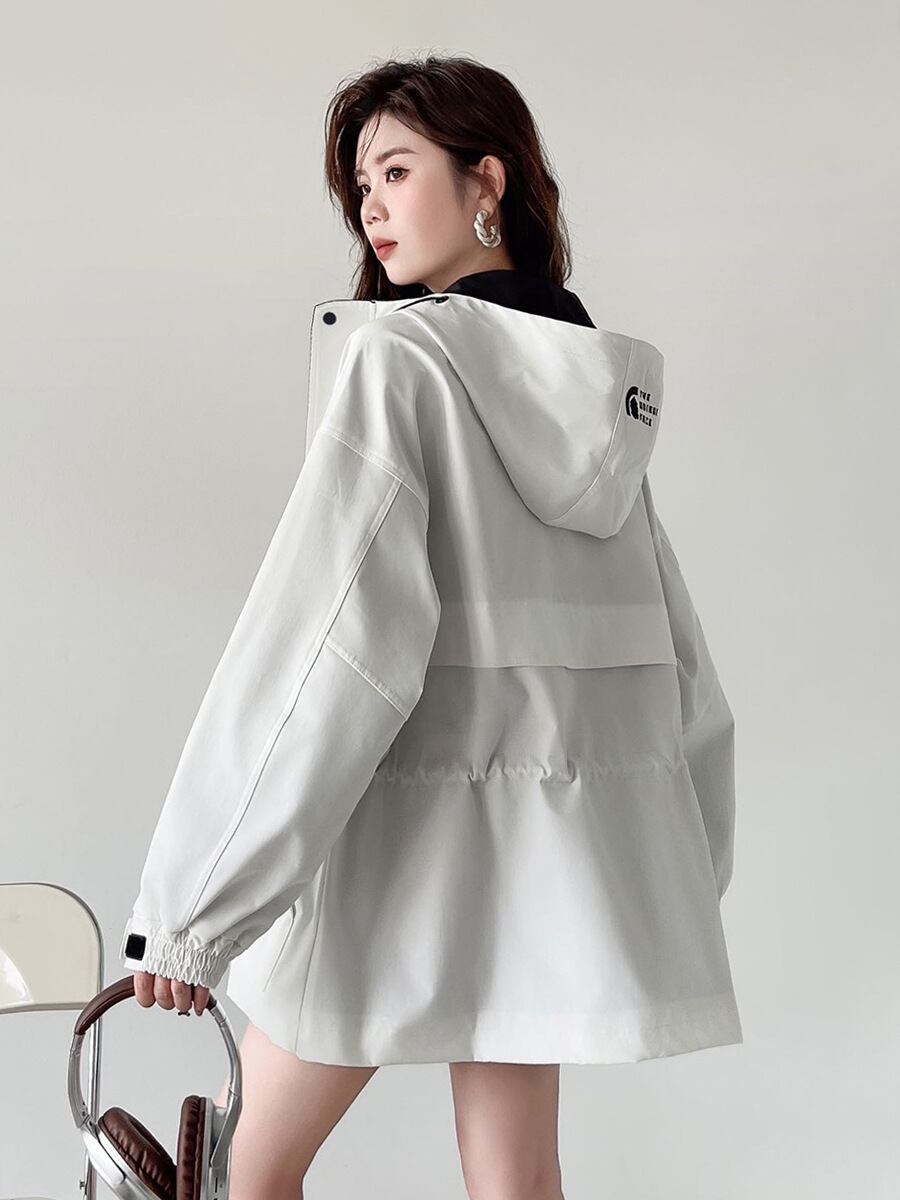 新作 ファッション 今季マストバイ スタイルアップ 3色選択 フード付きジッパーコート E-9760