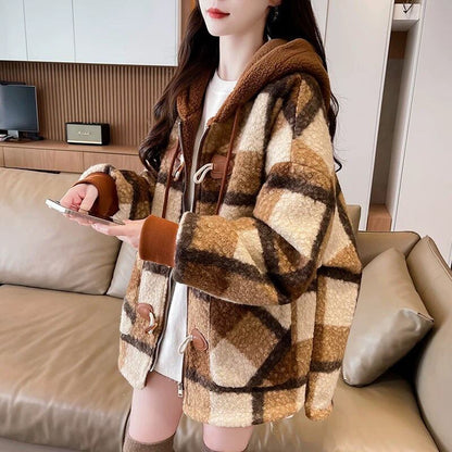 絶対流行 カジュアル 柔らかくて優しい印象 チェック柄 2色選択 ラムフリース コート ボアジャケットE-9854