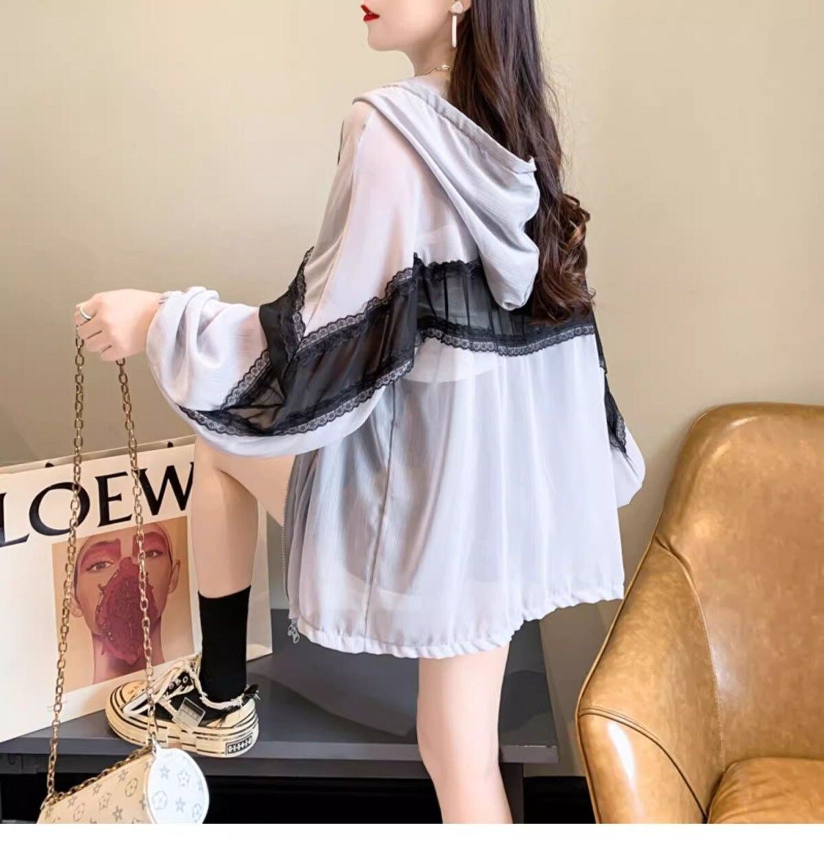 超人気 レース おしゃれ度高め 切り替え 日焼け対策 全2色 パーカー コートE-9143